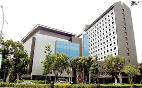 Howard Civil Service International House